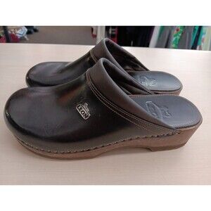 Leon B4 Leather Clogs Women Size 39 (8.5) Brown Leather Slip On Mules EUC